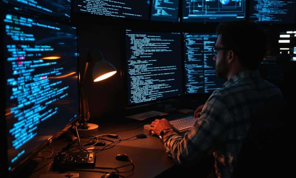 Twoja firma to forteca czy otwarte wrota? Kluczowe kroki do żelaznej polityki bezpieczeństwa